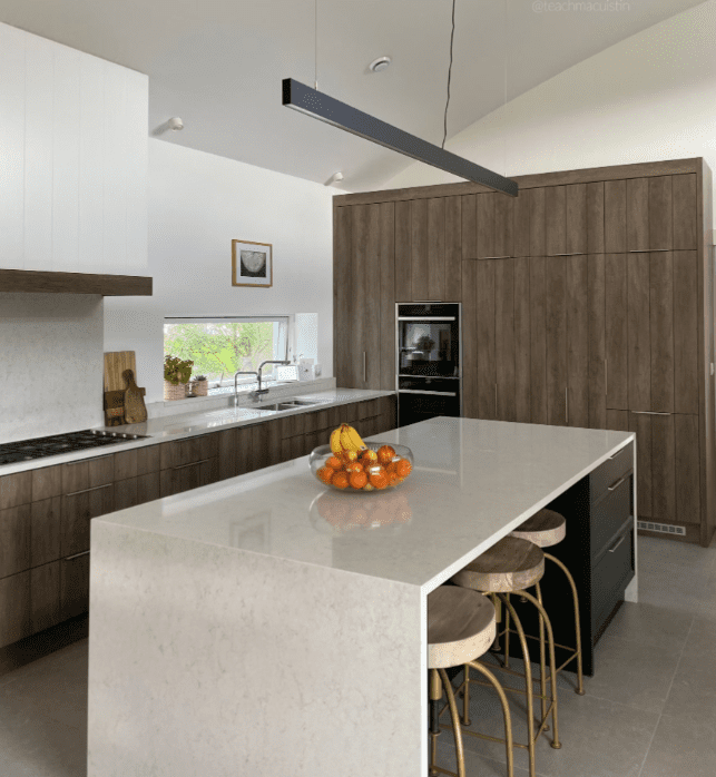 Snowy Ibiza kitchen picture